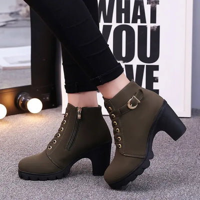 Jane™ -  High Heel Kurzstiefel